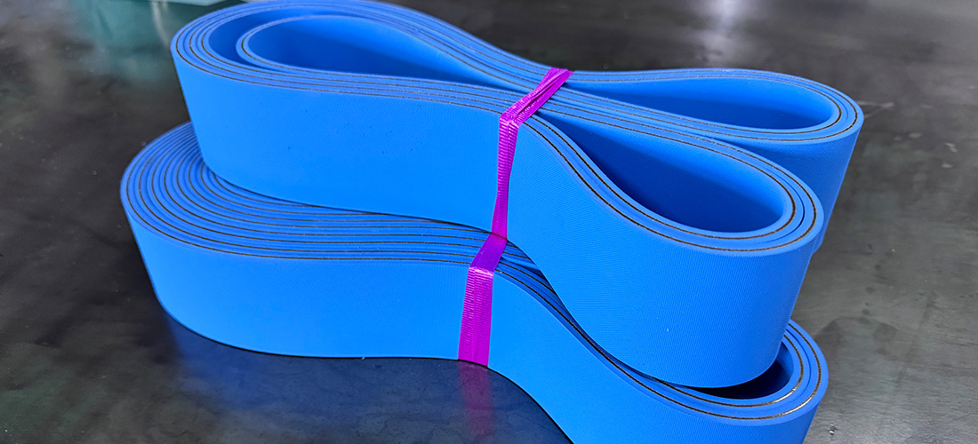 Box gluing machine belt